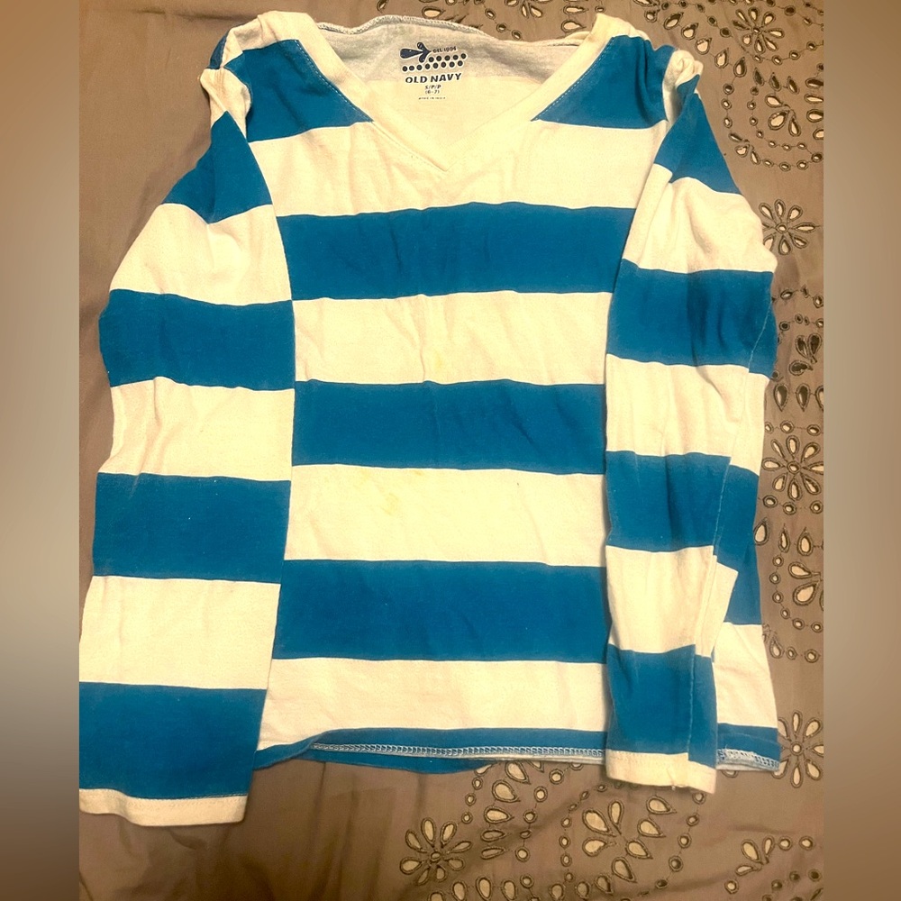 Girls 6/7 long sleeve top - bundle to get 10/$10 deal!